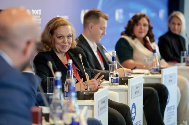 Помощь питомцам: на ПМЭФ-2025 обсудили интеграцию заботы о животных в социальную повестку бизнеса